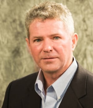 Scott-Arnold-300×350 Image of Scott E. Arnold